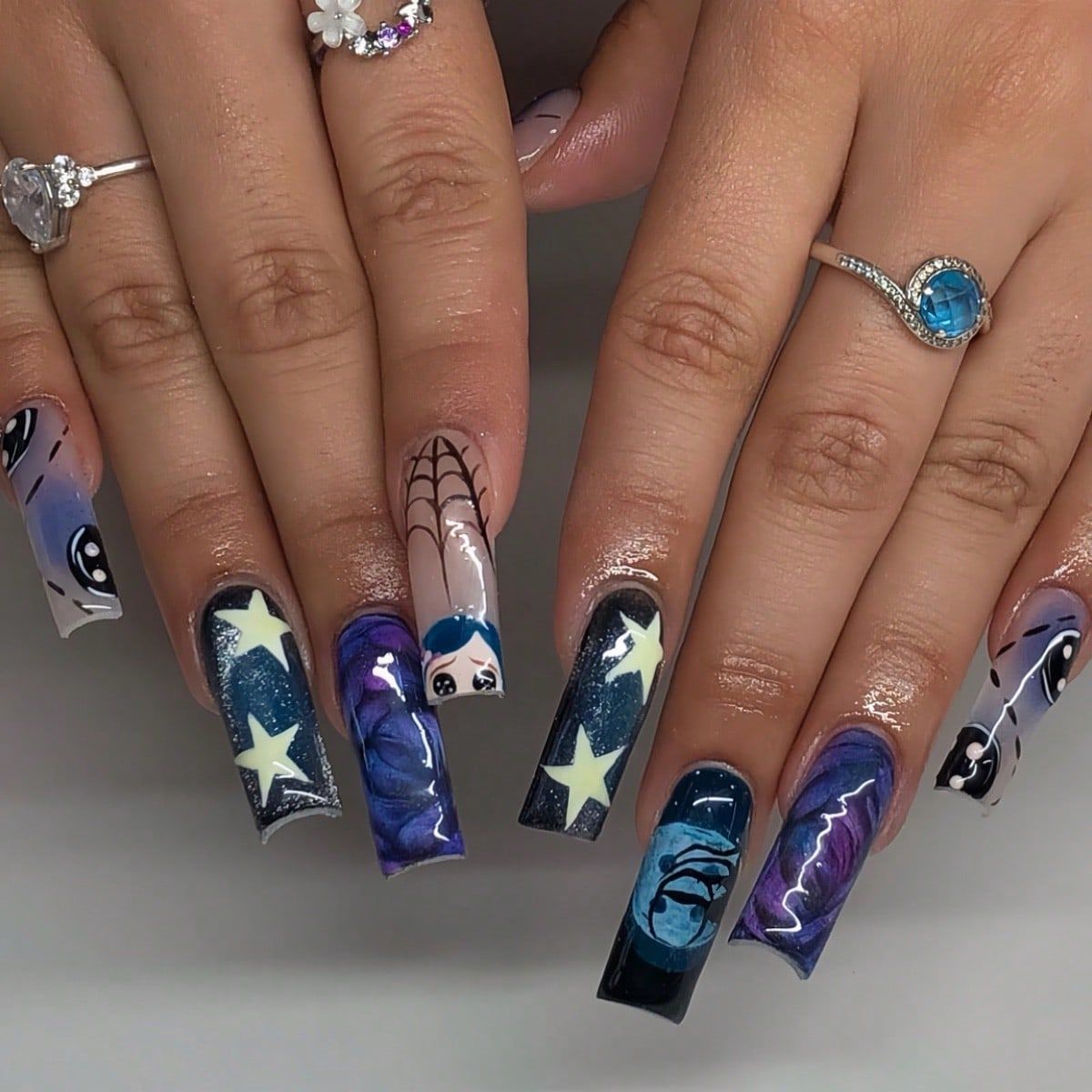 24pcs Y2k Star Graffiti Press  - Nail Art Press On 评论和价格